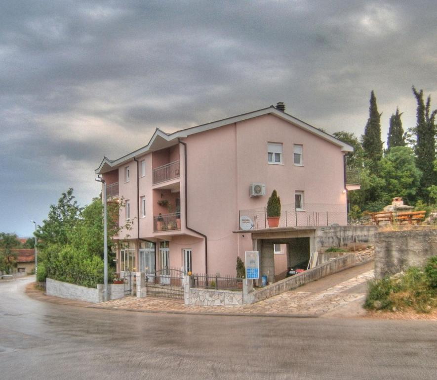 Villa Petra Меджугорье Экстерьер фото